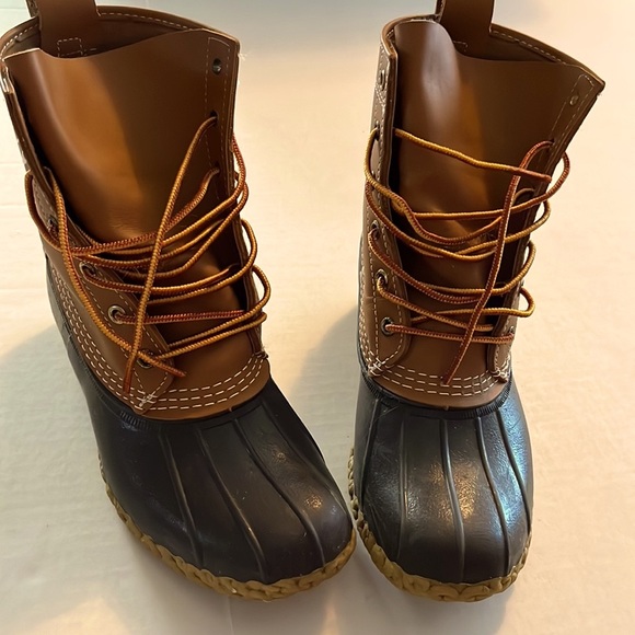 L.L. Bean 8in Boot W’s - Picture 3 of 14